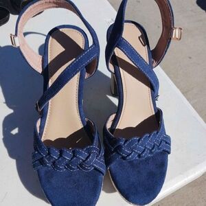SHEIN Blue Braided Strap Sandals